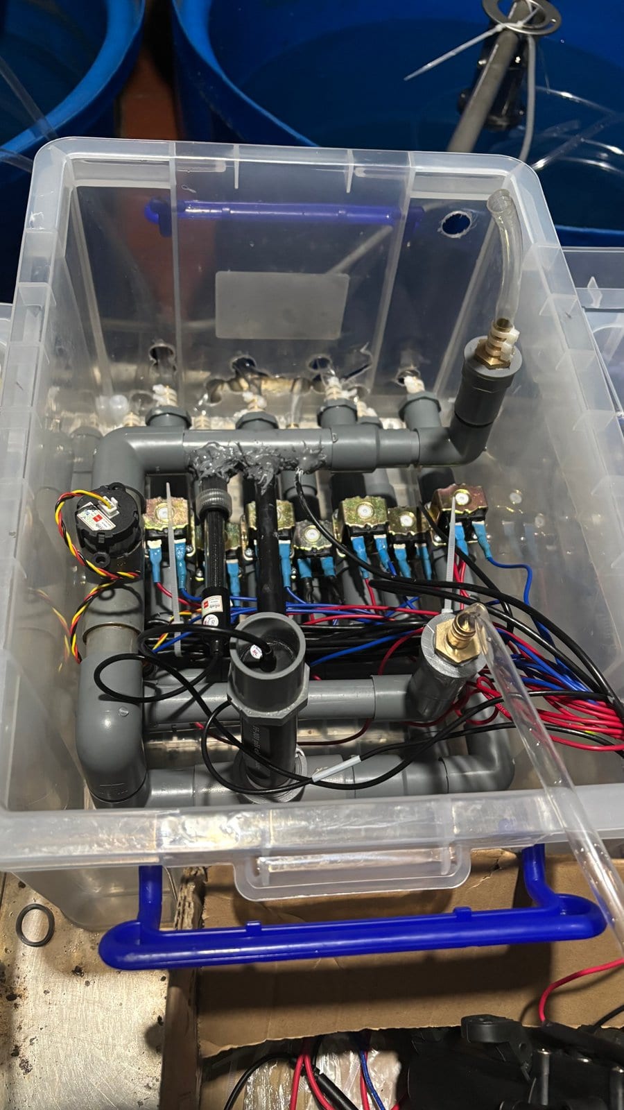Automated solenoid valve water manifold box
