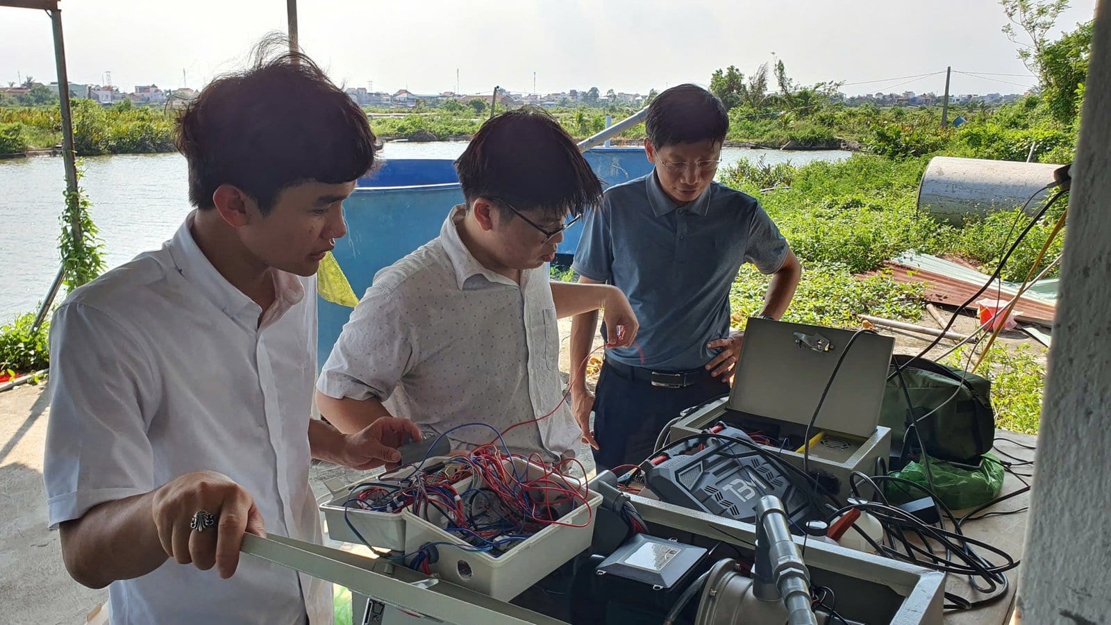Inspection of internal controller circuitry and waterproof glands
